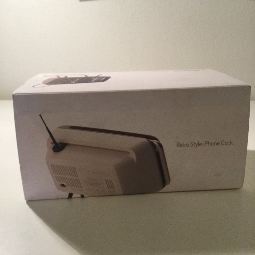 Retroduck Retro Style iphone Dock - Picture 4 of 6